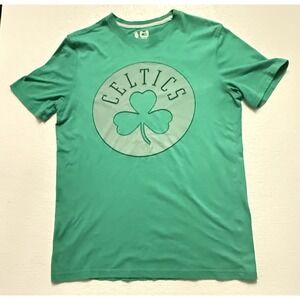 Ultra Game NBA Boston Celtics Clover Logo Size M Medium